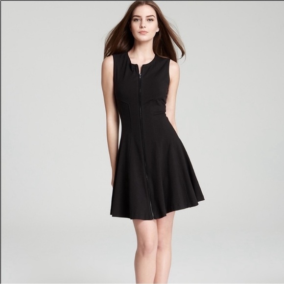 THEORY Bonbi Sleeveless Dress Zip Front Navy Blue Fit & Flare Flattering Size 6 - Picture 1 of 9